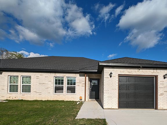 2nd image of 203 Honey Bee Dr