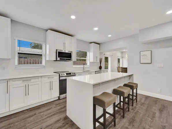 3261 Aqua Vista Drive, Pompano Beach, FL 33062