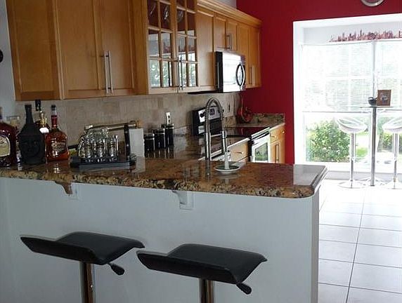 5th image of 1625 42nd Sq APT 104