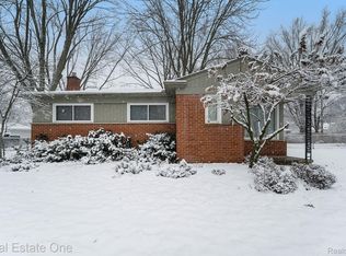 723 Poplar Ave, Royal Oak, MI 48073