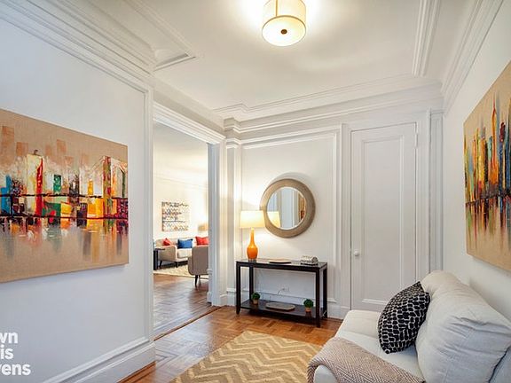 4th image of 817 W End Ave APT 4D