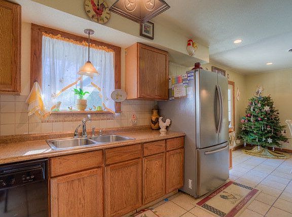 4th image of 1207 Donna Kay Dr