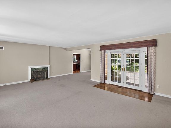 4th image of 4535 N Cramer STREET