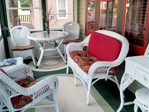 5th image of 2231 Presque Isle Ave