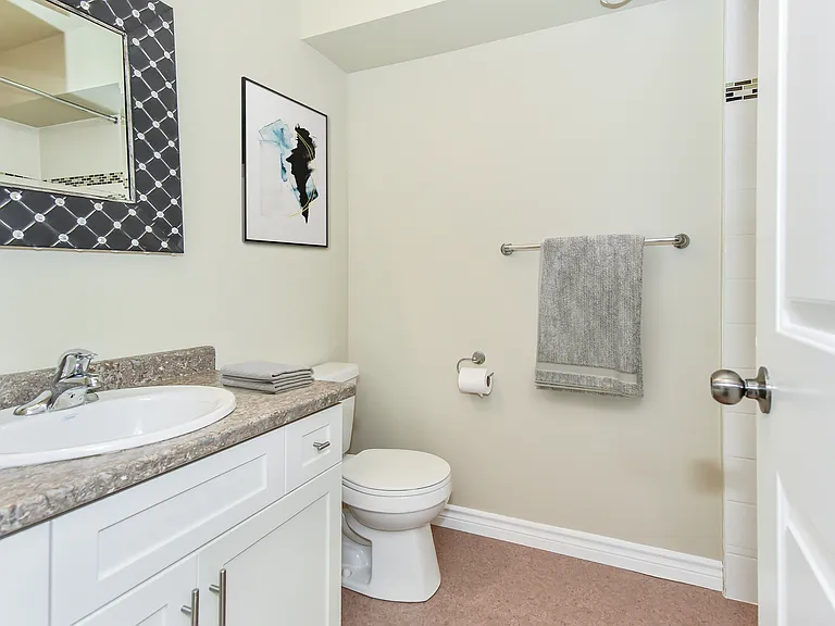 225 Riddell St #50 — Photo 9