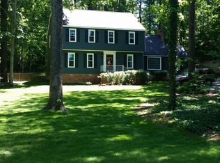 11711 Edenberry Dr, North Chesterfield, VA 23236
