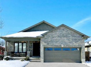 295 Courtland St, Norfolk County, ON N4B 0A7