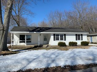 17715 N Shore Rd, Spring Lake, MI 49456