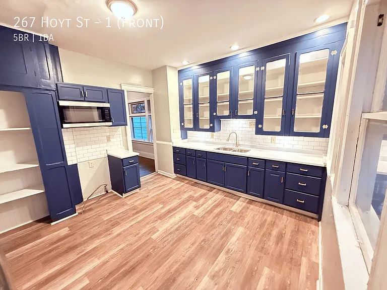 267 Hoyt St #1 — Photo 1