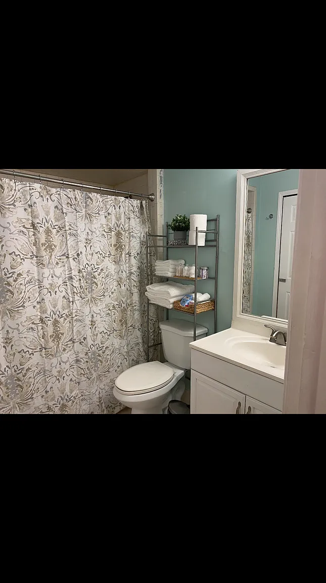 2 bed, 1131 sqft, $1,950 — Photo 3