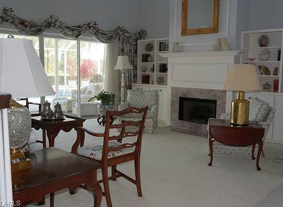 3rd image of 409 Charleswood Ln