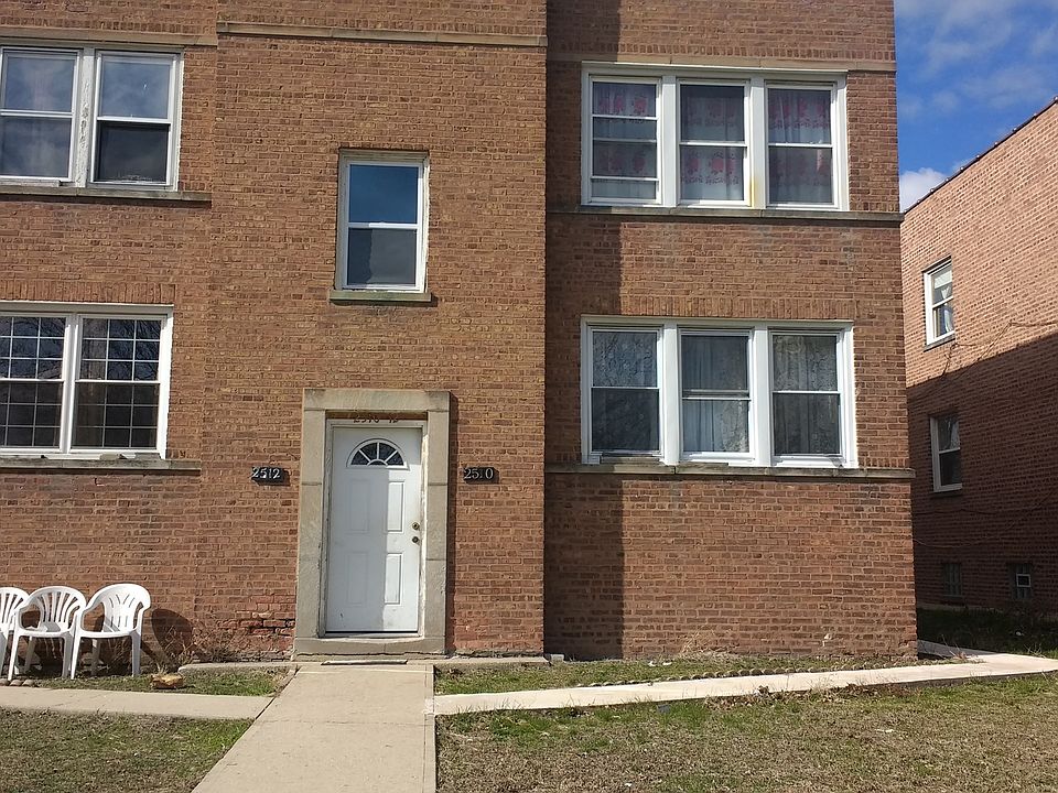 2nd image of 2510 W Touhy Ave APT 1E