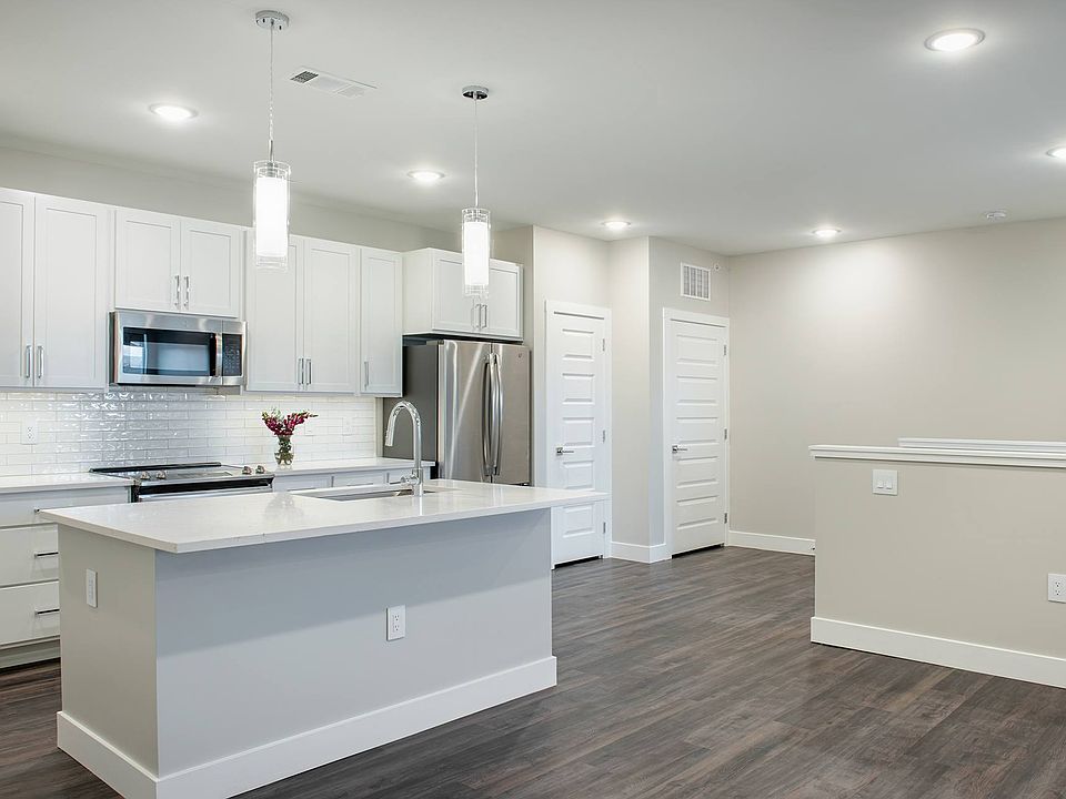 Icon Apartment Homes at Ferguson Farm Apartment Rentals Bozeman, MT