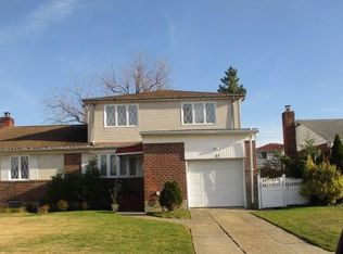 27 Caroline Ave, Elmont, NY 11003