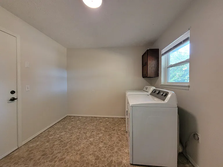 1203 Garner Ave — Photo 21