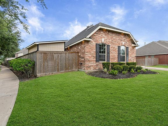4th image of 14016 Savannah Landing Ct