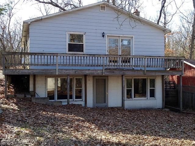 1st image of 8893 Vista Dr