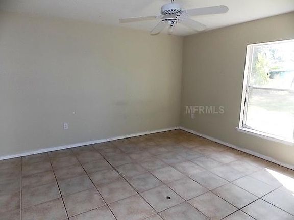 4th image of 2868 E Slater Dr