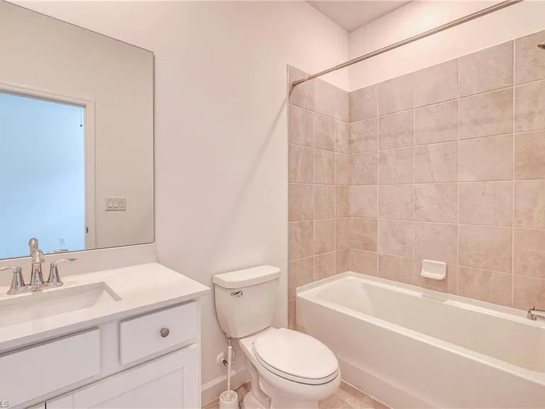 9146 Leatherwood Loop — Photo 14