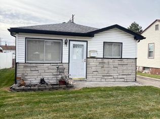 2735 Margaret St, Melvindale, MI 48122