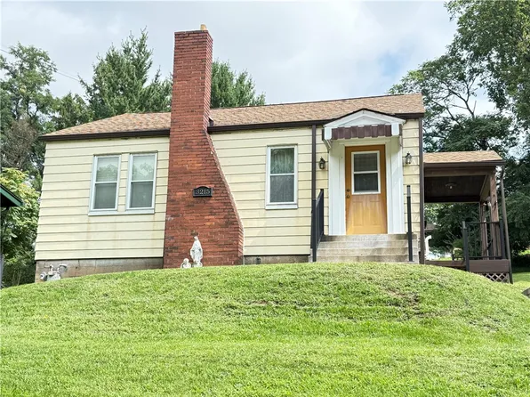 3215 Cypress St, West Mifflin, PA 15122
