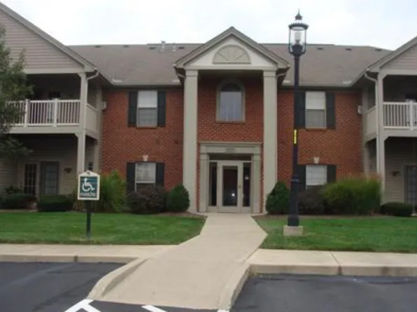 8015 Pinnacle Point Dr APT 202, West Chester, OH 45069