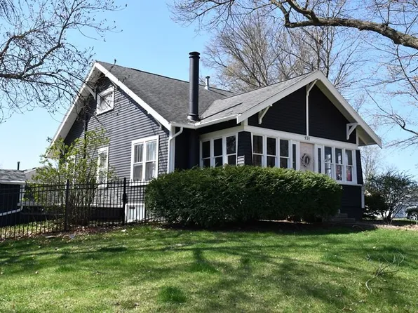 530 Market St, Carlisle, IA 50047