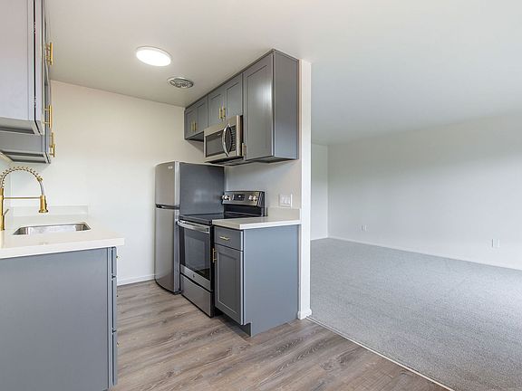 2nd image of 2850 15th Ave W APT 304