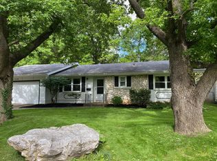 1026 S Paula Ave, Springfield, MO 65804