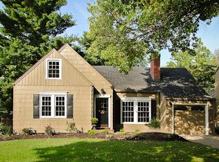 5534 Chadwick Rd, Fairway, KS 66205