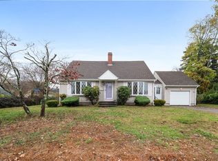 75 Fales Rd, Bristol, RI 02809