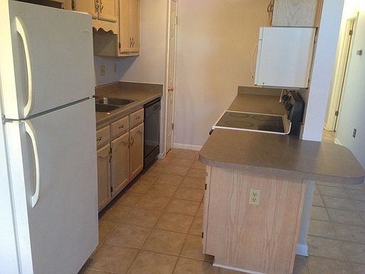 3rd image of 1739 Beaver Trail Dr