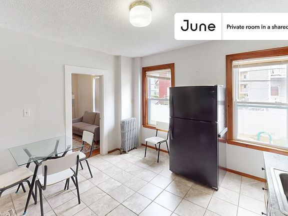 5th image of 11 Baird St APT 1