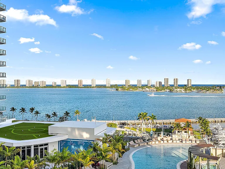 220 Lake Shore Dr #1008 — Photo 1
