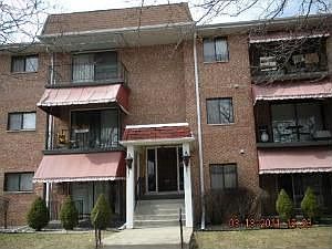 1st image of 10332 S Parkside Ave