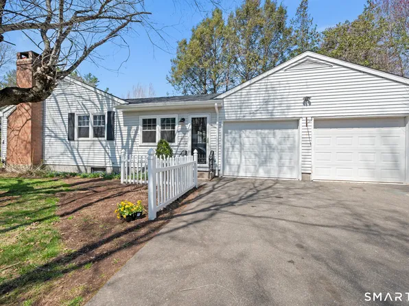 404 Newfield Street, Middletown, CT 06457