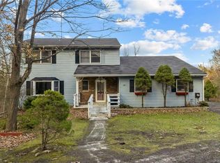 26 Round Hill Rd, Washingtonville, NY 10992