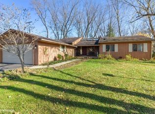 731 Lake Ave, Village Of Lakewood, IL 60014