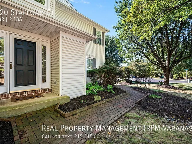720 Stafford Ct — Photo 4