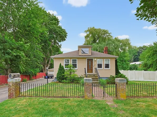 53 Blaney Ave, Peabody, MA 01960