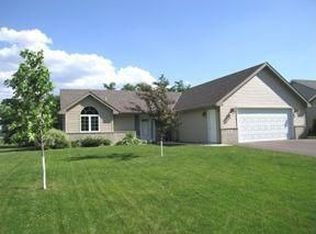 182 Dutch Lake Trl, Howard Lake, MN 55349