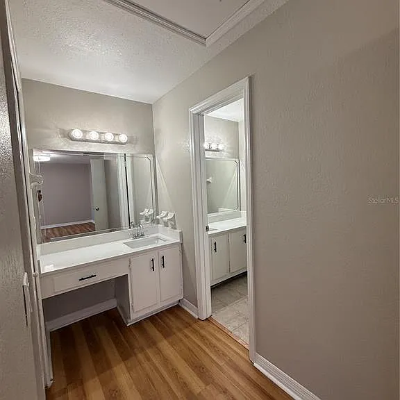 614 Saint Johns Ct #614 — Photo 14