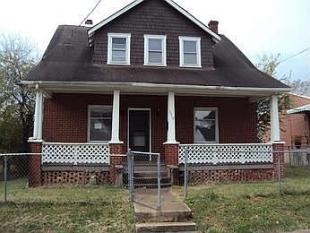 2nd image of 1510 Hanover Ave NW