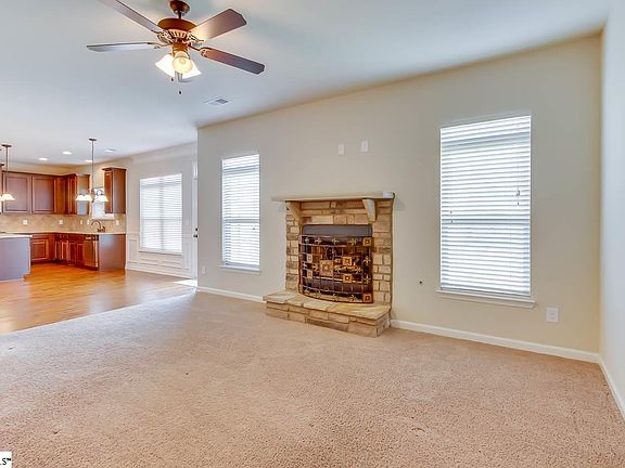 4th image of 311 Cameron Creek Ln