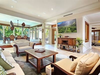 1030 Kealaolu Ave, Honolulu, HI, 96816