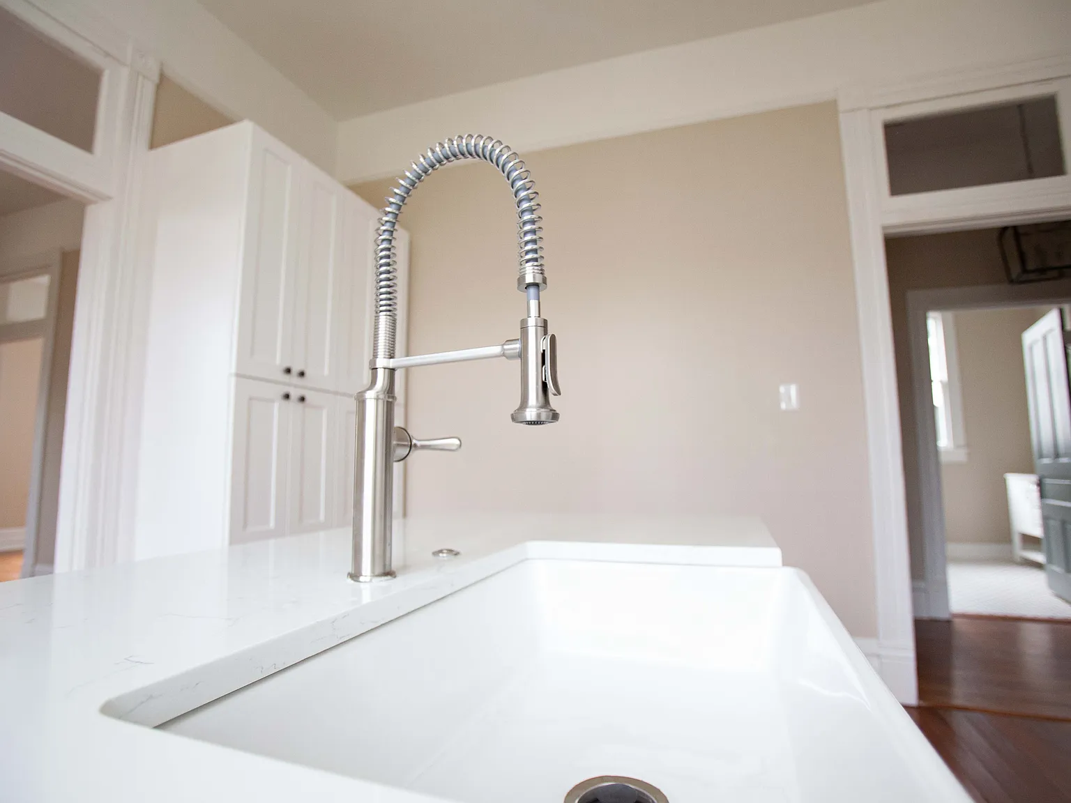 3 bed, 1284 sqft, $1,800 — Photo 2