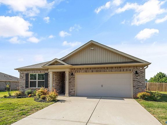 3rd image of 153 Meadow Ridge Dr