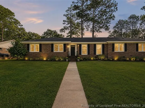 710 Roundtree Dr, Fayetteville, NC 28303