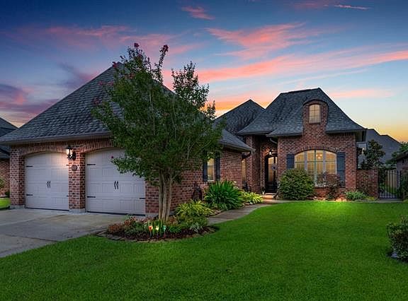 2nd image of 1053 Richmond Cir