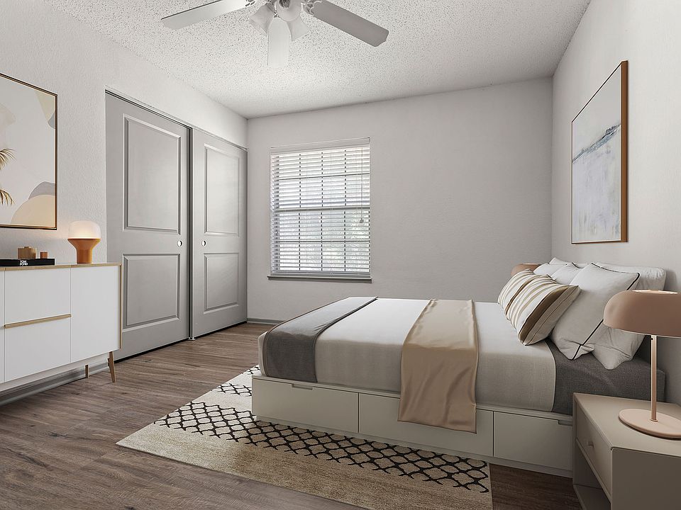 C242360 Calloway_VS Still_1B1B_Bedroom